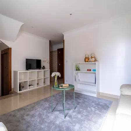 Taxa Duplex - T4 Familiar No Centro Da - Apartamento *