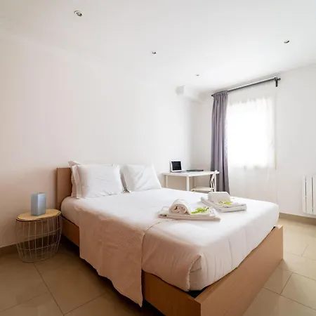 Apartment Taxa Duplex - T4 Familiar No Centro Da -