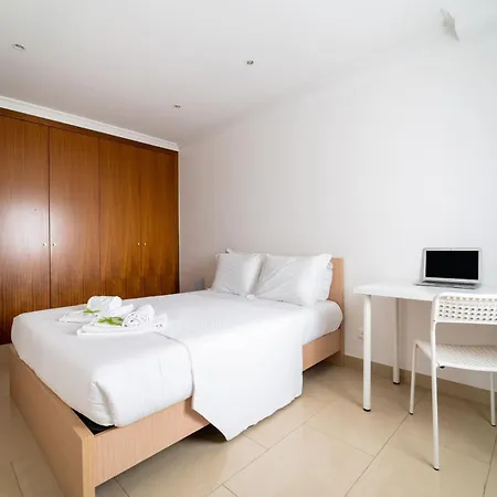 Taxa Duplex - T4 Familiar No Centro Da - Μπράγκα
